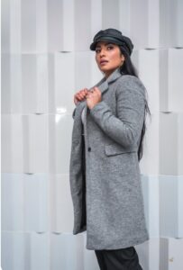 7 Must-Have Women’s Jackets That Are Taking Over 2025 (And How to Style Them Like a Pro) IMG 2112 203x300