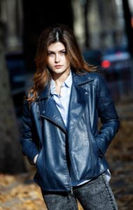 7 Must-Have Women’s Jackets That Are Taking Over 2025 (And How to Style Them Like a Pro)