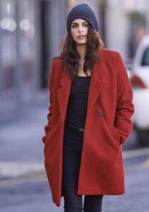 7 Must-Have Women’s Jackets That Are Taking Over 2025 (And How to Style Them Like a Pro) IMG 2115 211x300